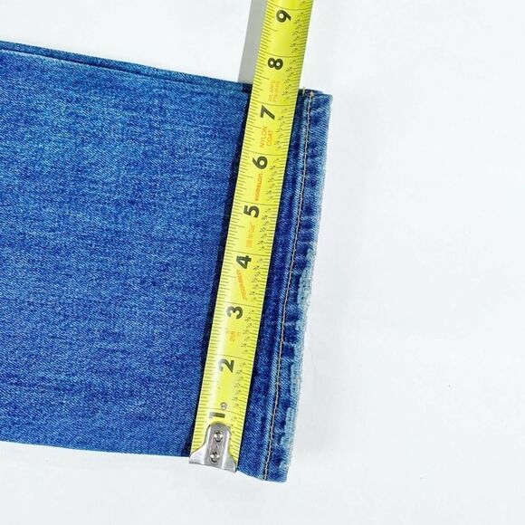 7 for All Mankind straight leg light wash jean - Picture 3 of 9